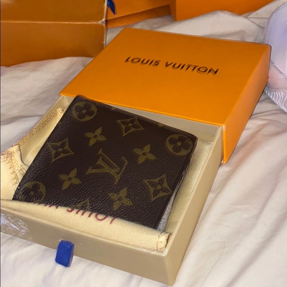Louis Vuitton men’s wallet